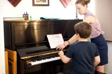A piano lesson for kids